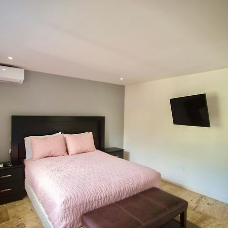 Loft With Pool - A Few Steps From The Beach! Cancún Exterior foto